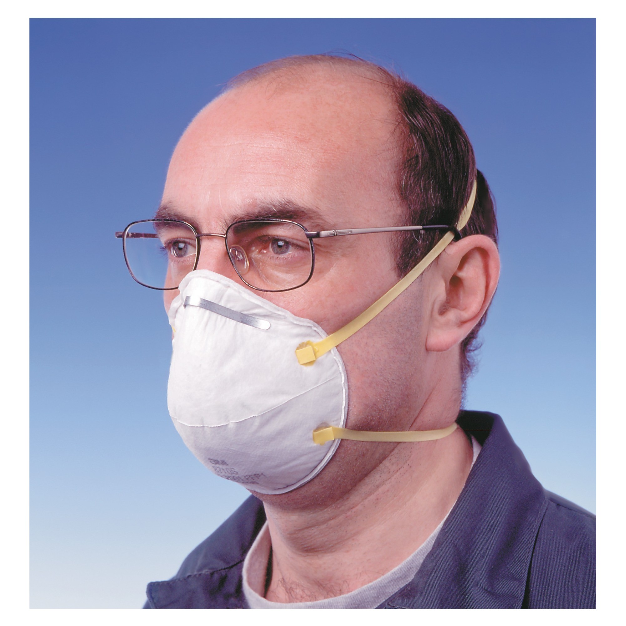 Boîte de 20 masques jetables coques anti-poussière FFP1 8710E  - 3M Boîte de 20 masques jetables coques anti-poussière FFP1 8710E  - 3M