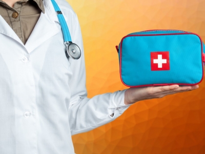 Comment personnaliser votre trousse de premiers secours 