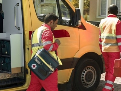 Les 10 éléments indispensables dans une trousse de secours pour véhicule